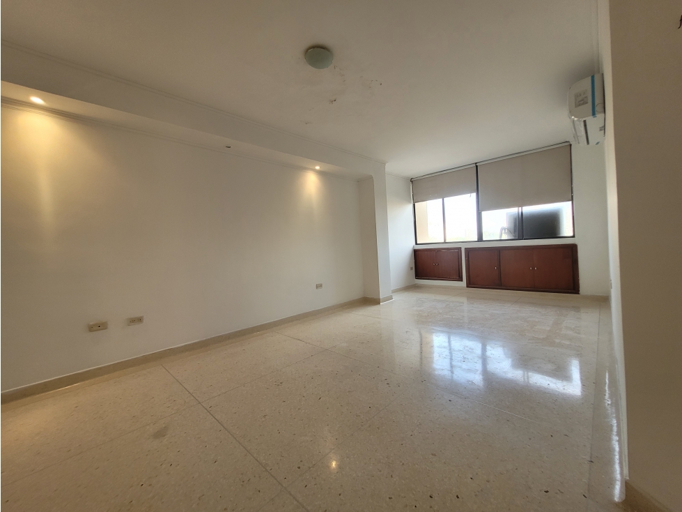 ARRIENDO APARTAMENTO SECTOR ALTOS DE RIOMAR $5.000.000 - 5