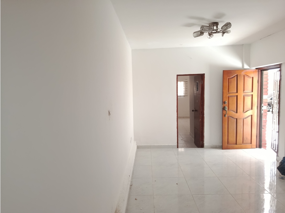 Se arrienda apartamento en el barrio Ciudad Jardín. — foto 6