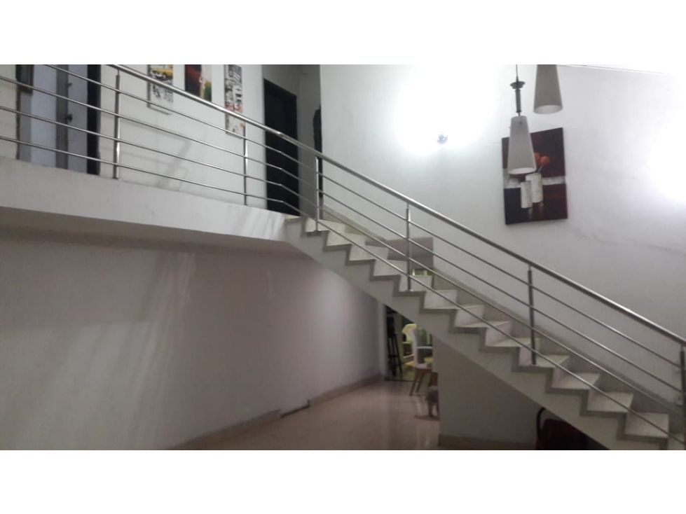 Se vende casa con apartaestudio incluido en barrio Las Delicias — foto 5
