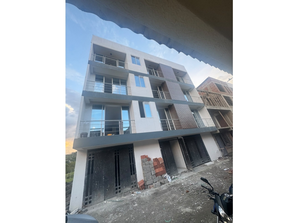 Venta Apartamento en La Hermosa, Santa Rosa de Cabal - 1