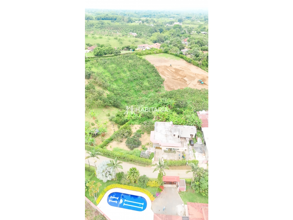 Venta Finca Campestre en Morelia, Pereira con Piscina — foto 2