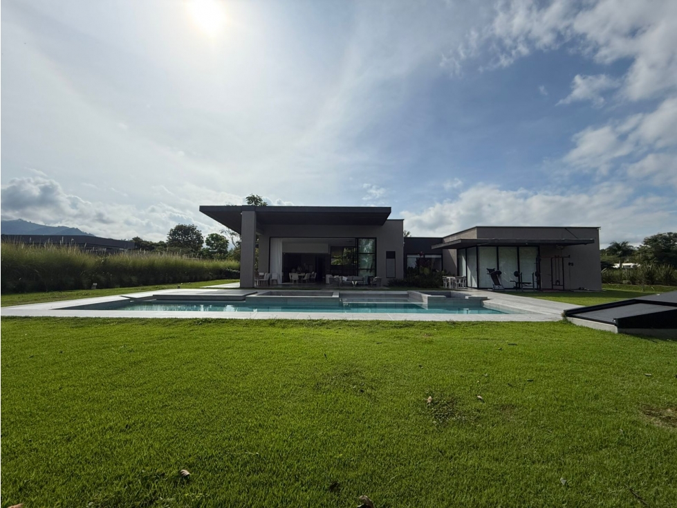 Se vende Casa Campestre Espectacular en Cerritos-Pereira — foto 3