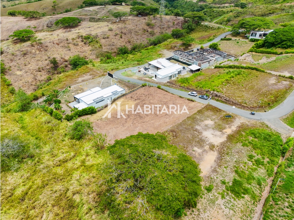 Venta de Lote en Cerritos, Condominio Campestre El Cortijo — foto 2