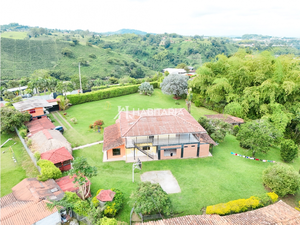 Venta Finca Campestre en Mundo Nuevo Pereira con Granja Porcícola — foto 3