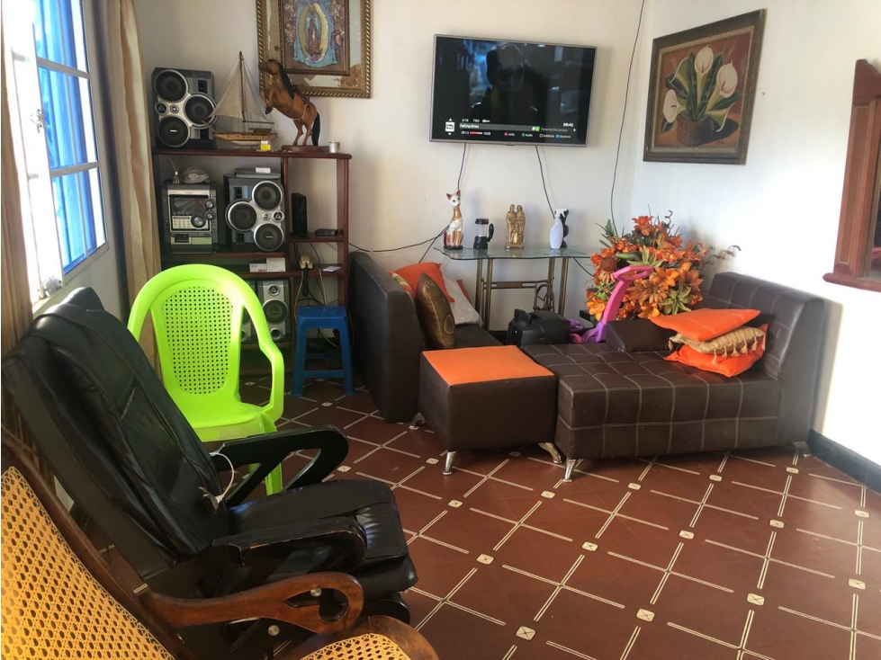 Se vende casa con apartamento interno en el barrio Los Andes — foto 3