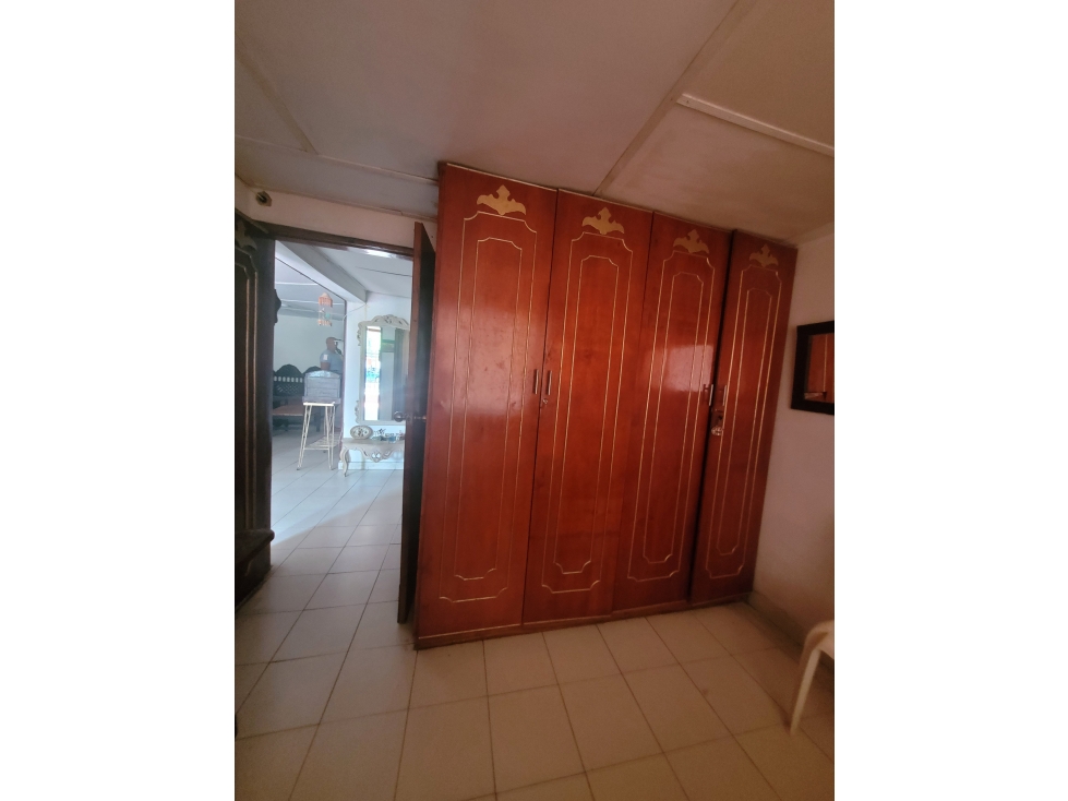 VENTA DE CASA BIFAMILIAR DE DOS NIVELES LOS PINOS — foto 4