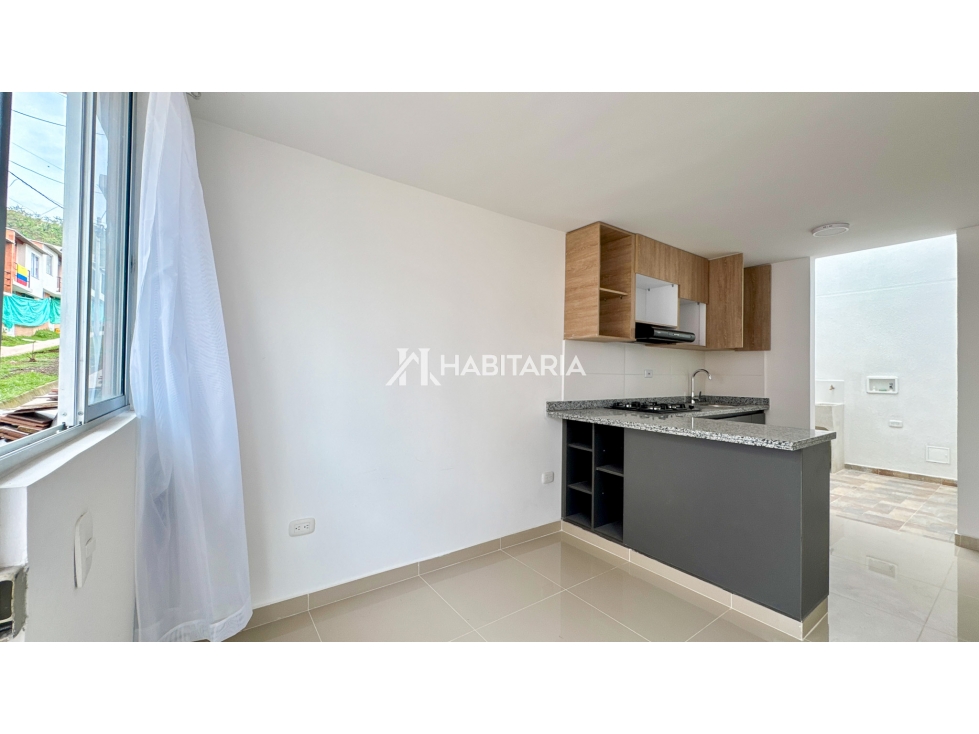 Se vende Casa en el Parque Industrial (con Oficina o Local) — foto 3