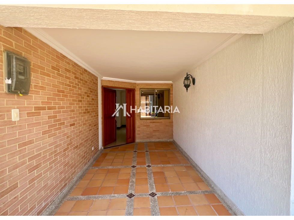 En Venta Casa Amplia Y Moderna en Santa Barbara, Dosquebradas — foto 2