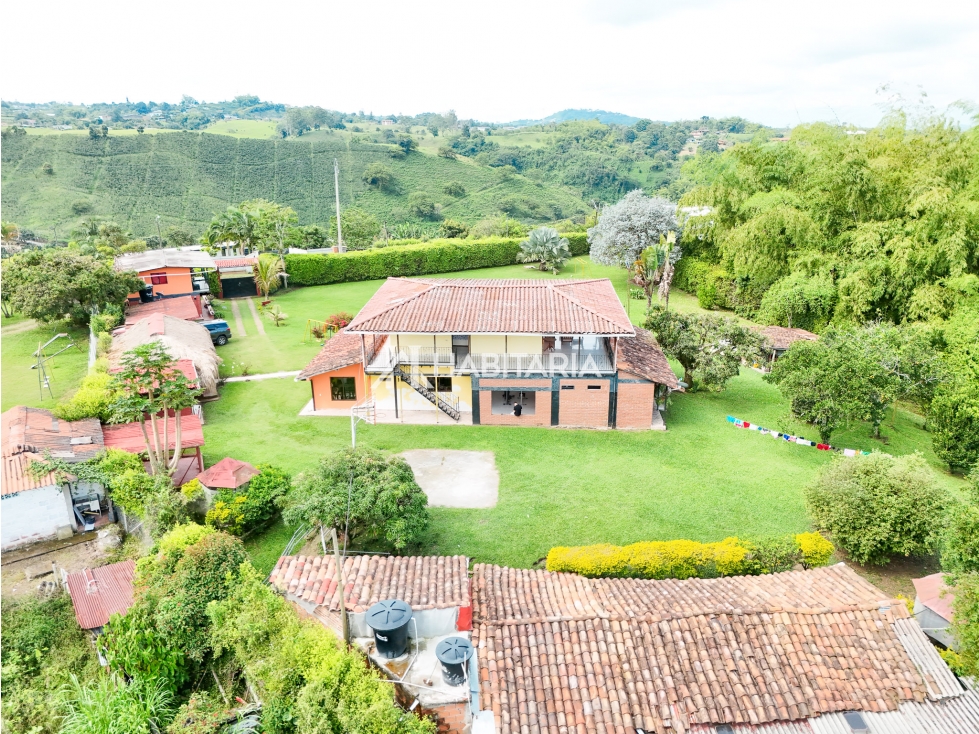 Venta Finca Campestre en Mundo Nuevo Pereira con Granja Porcícola — foto 2