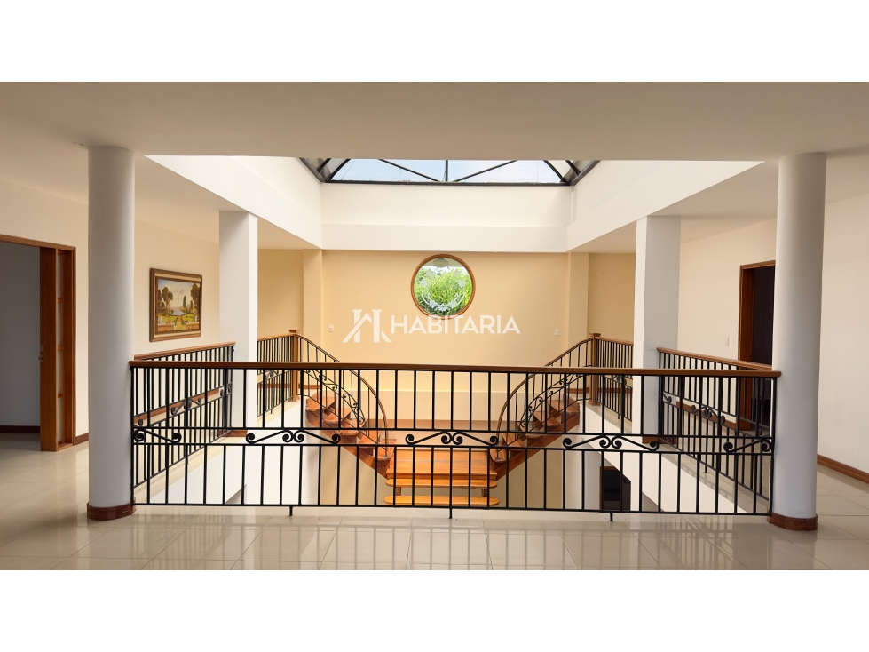 Venta de finca campestre en Morelia, Pereira con cancha de tenis