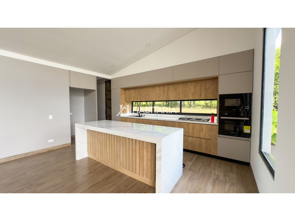 Venta de casa campestre en Condominio, Pereira con amplio lote — foto 3