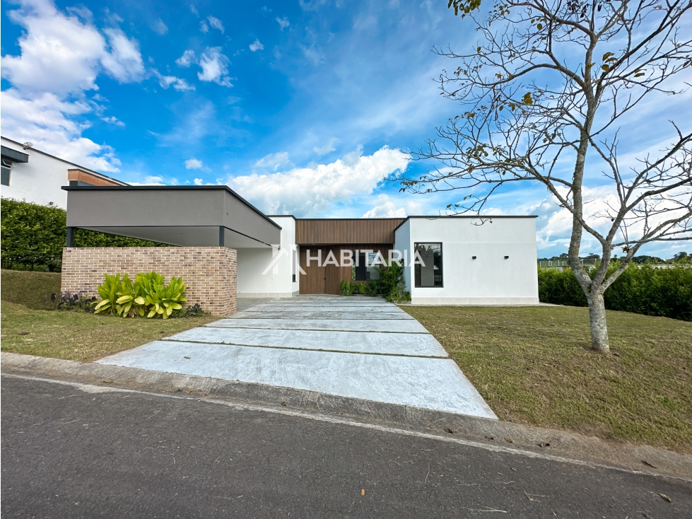 Venta de casa campestre en Condominio, Pereira con amplio lote — foto 5