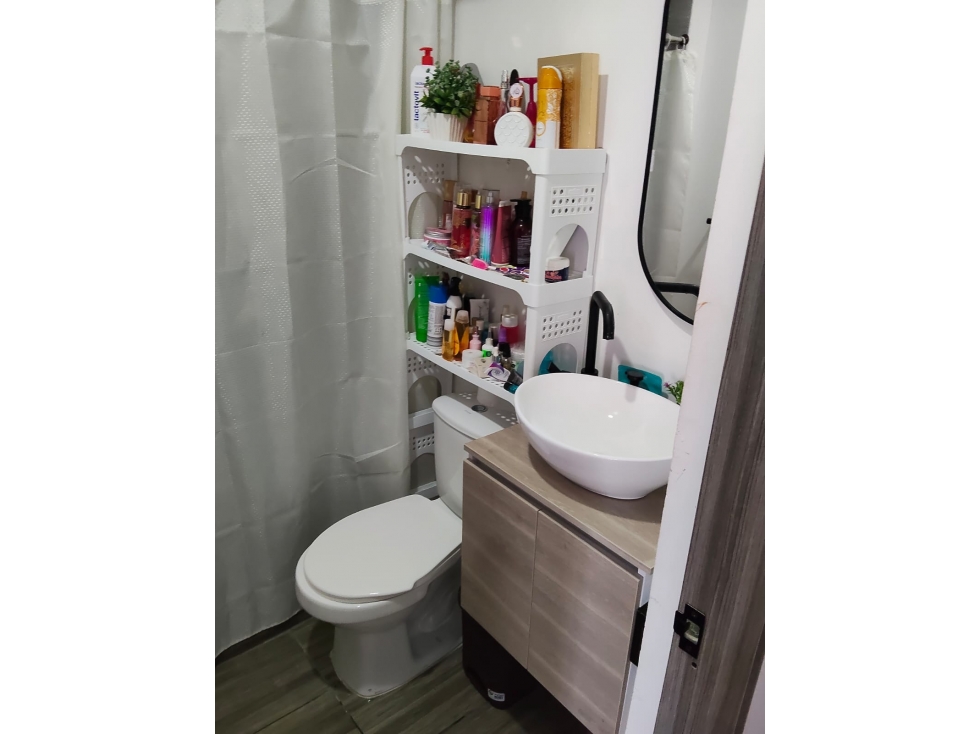 Venta Apartamento en Conjunto Sideral con Balcón Con Vista Al Bosque — foto 5