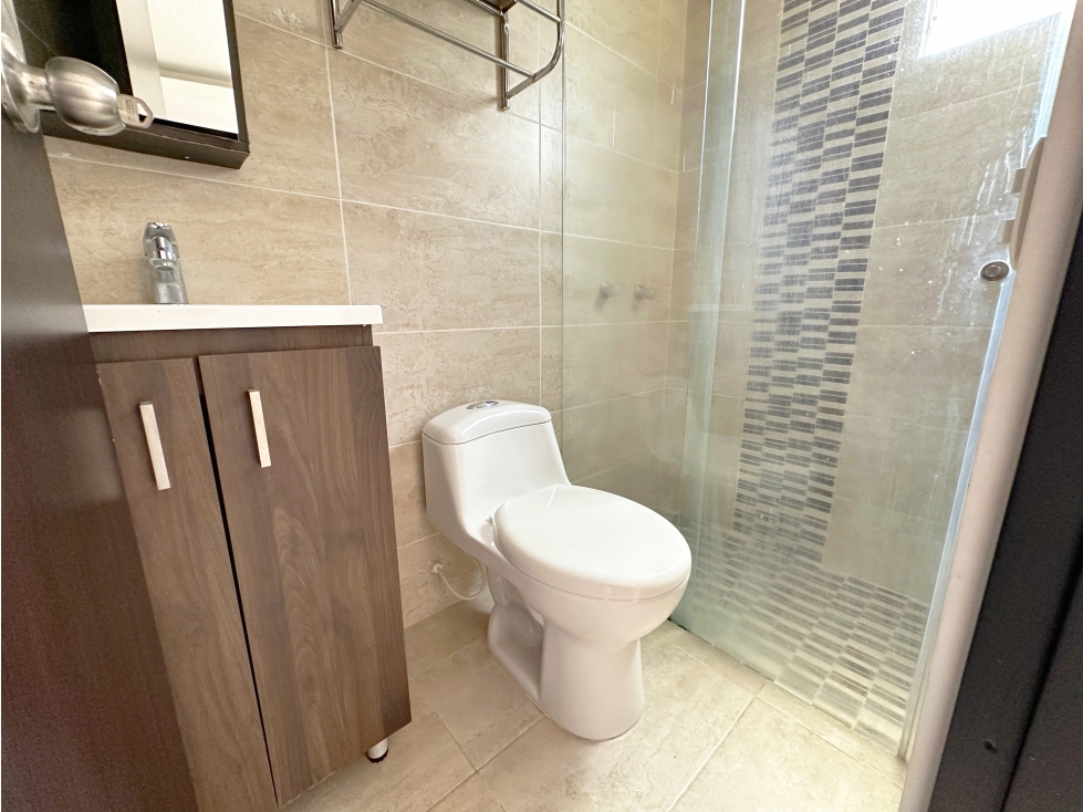 Se Vende apartamento en llano grande, parque industrial — foto 6