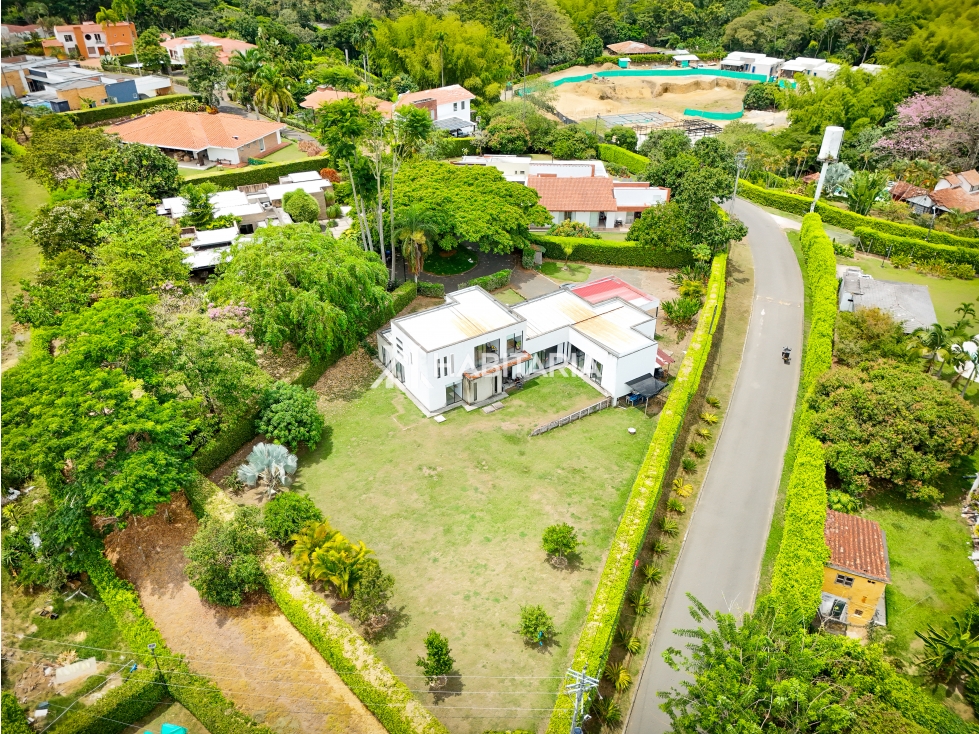 Venta de Casa Campestre en Condominio Cerritos - Pereira — foto 6