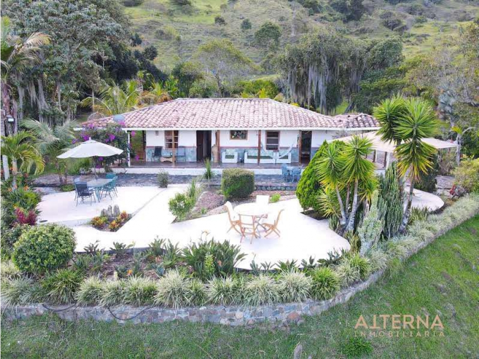 Finca independiente en venta Copacabana — foto 4