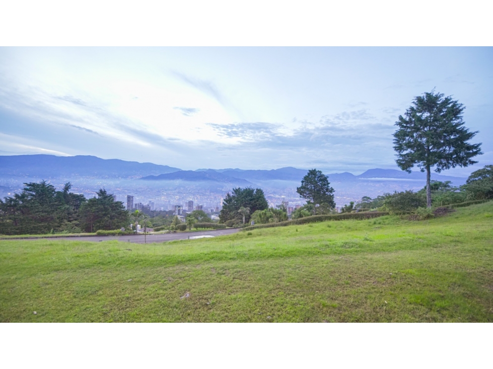 Lote en venta altos del Poblado