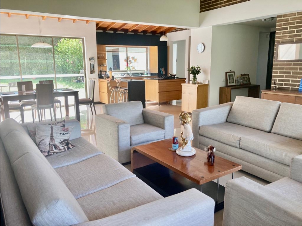 venta de casa campestre independiente en Guarne