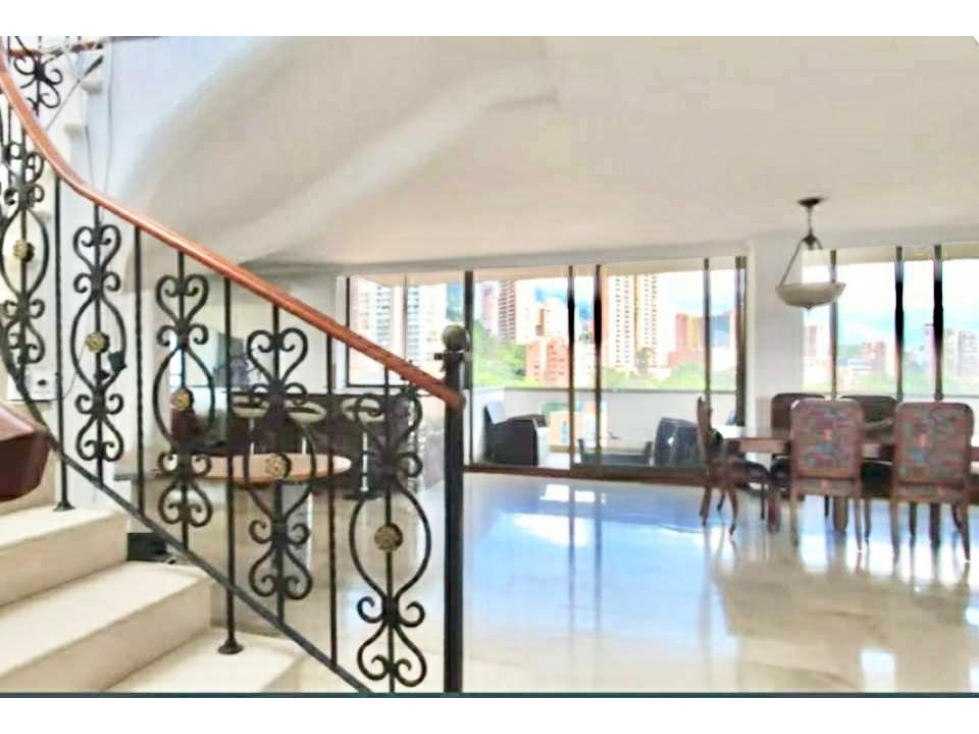 PENT-HOUSE EN EL POBLADO EN VENTA/ Renta