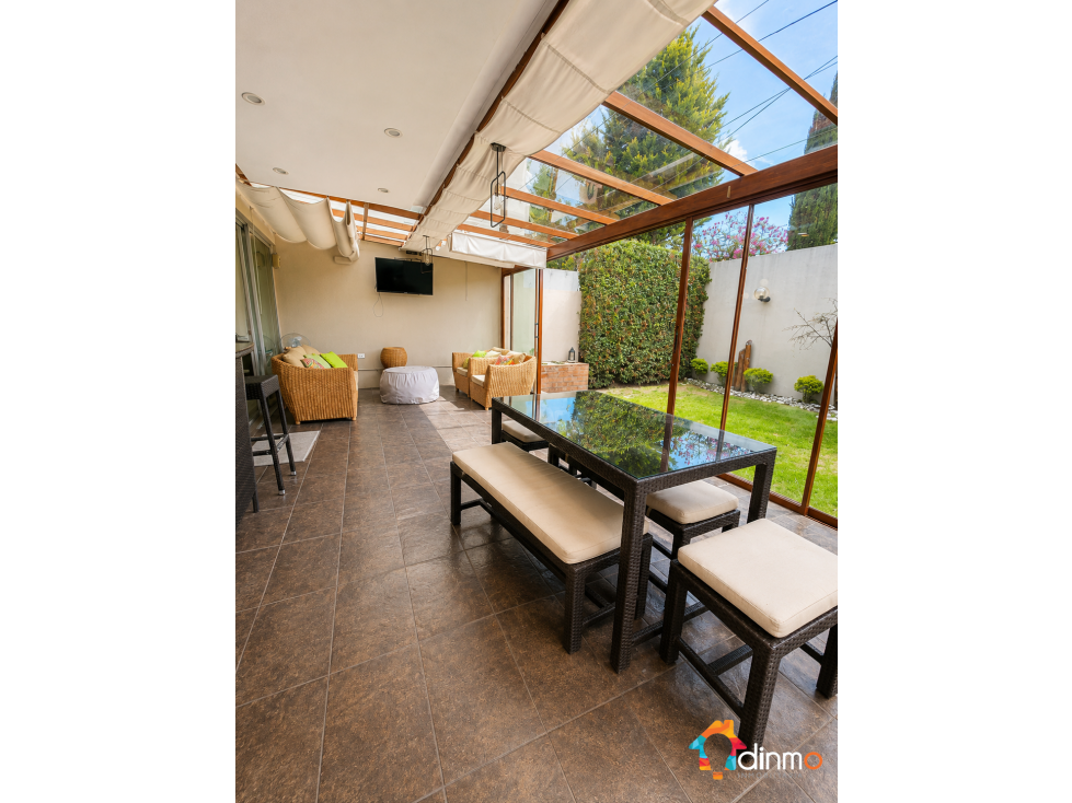 Casa Familiar en Venta | Tumbaco Club El Nacional | Doble Seguridad — foto 2