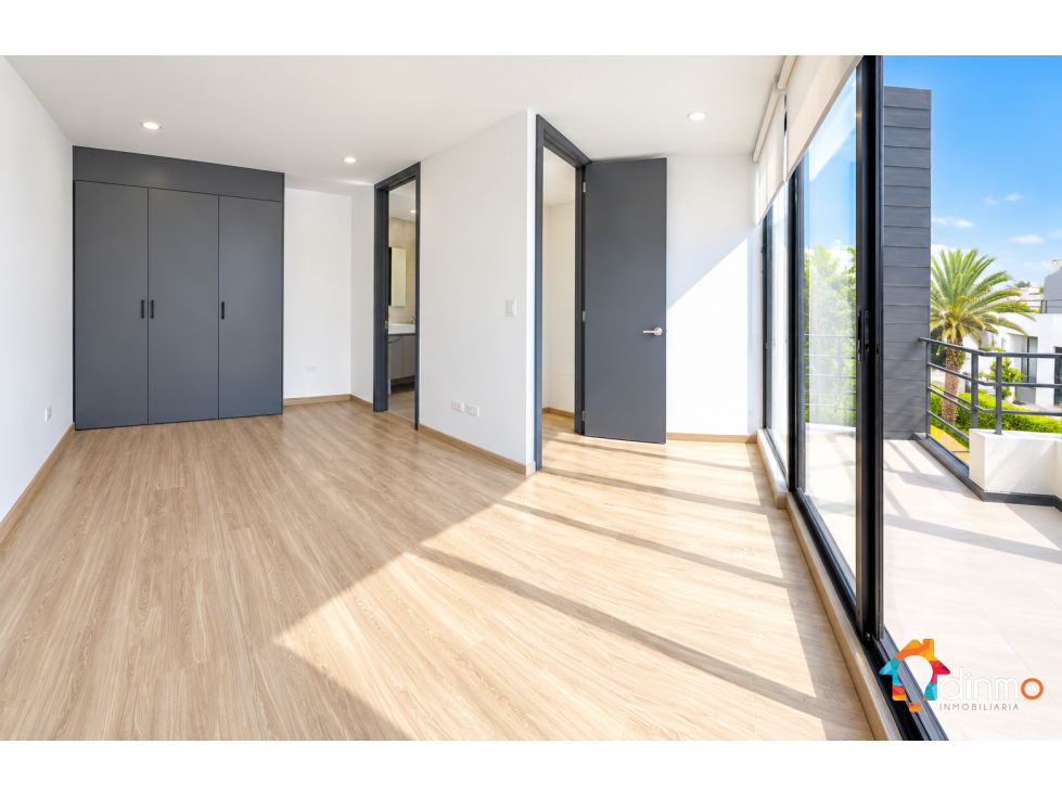 Casa en arriendo en Tumbaco (Hilacril) | 3 dormitorios | Piscina — foto 6