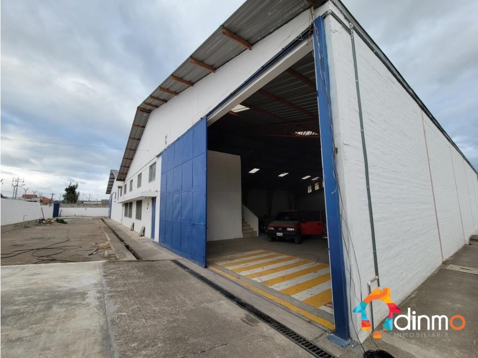 Bodega / Galpon en renta Calderón: Eficiencia Logística, Amplitud - 1