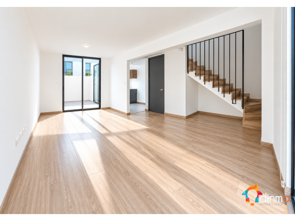 Casa en arriendo en Tumbaco (Hilacril) | 3 dormitorios | Piscina — foto 3