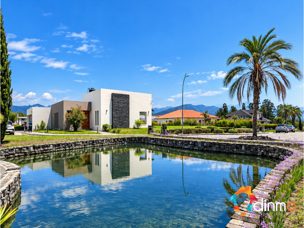 Casa de lujo en arriendo en Puembo | Urbanización | Una sola planta