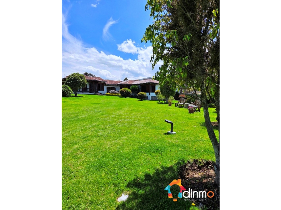 Quinta en Venta en La Viña Alta Tumbaco | 2.267 m² de Terreno - 2