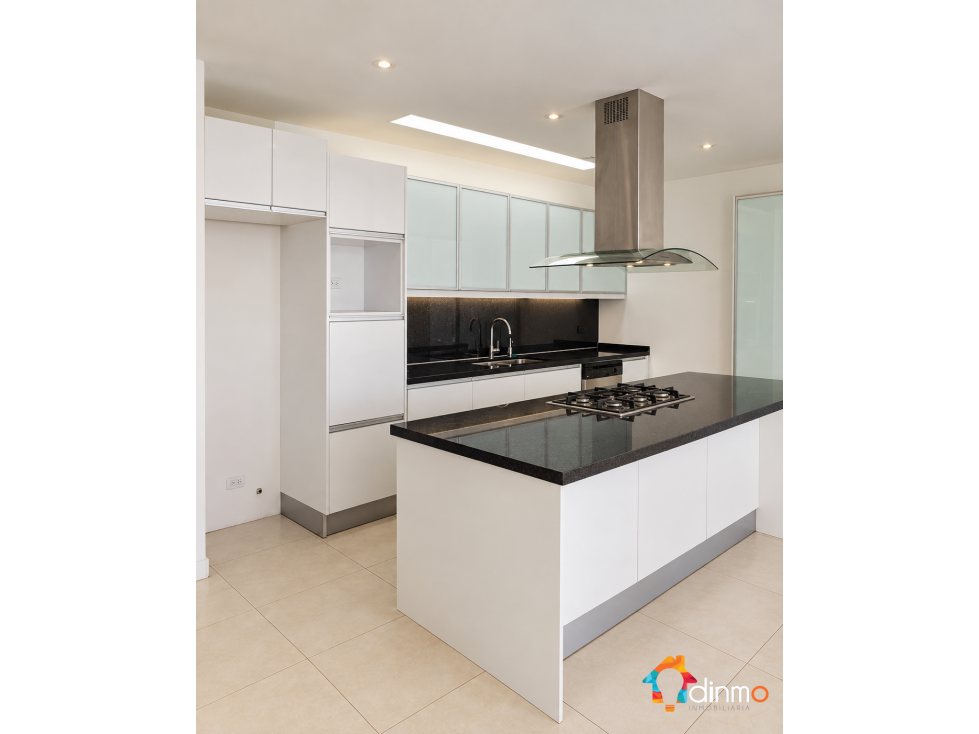 Departamento en renta Cumbayá | 160 m² | 3 dormitorios | Vista panorám - 4