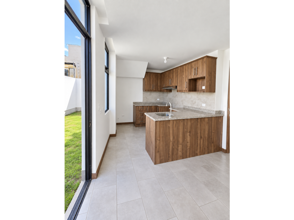 DEPARTAMENTO 2 DORM CON JARDÍN PRIVADO | RENTA TUMBACO, LA MORITA - 4