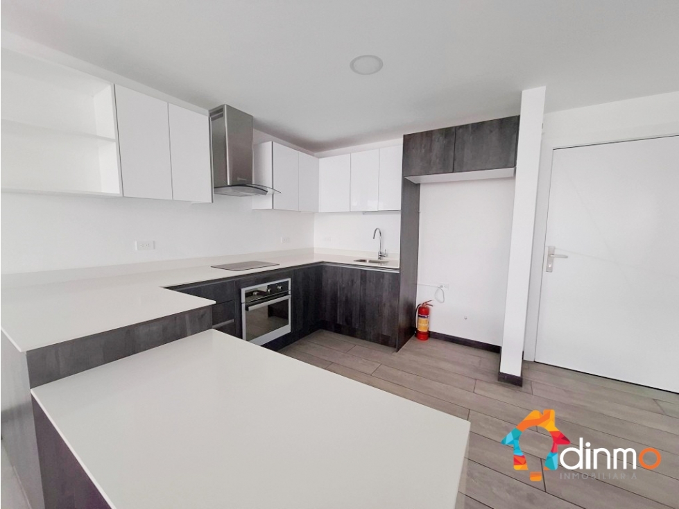 Suite con Patio Privado en Venta | Tumbaco Hilacril | 78 m² + Patio — foto 3