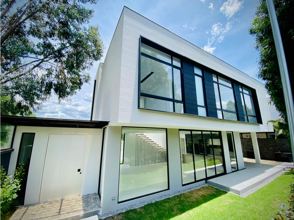 Casa Venta Con Acabados de Lujo Importados, a estrenar Jacaranda