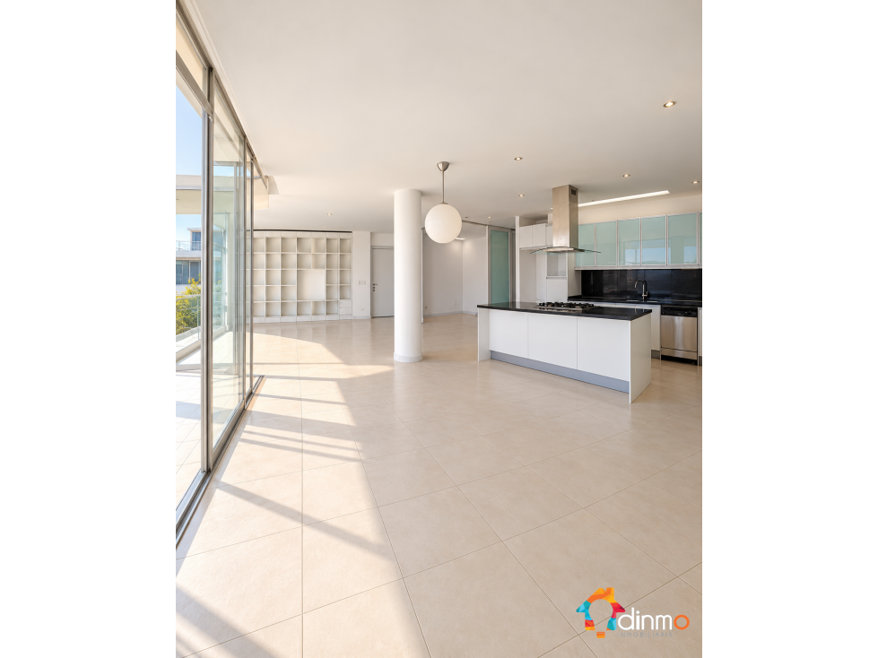 Departamento en renta Cumbayá | 160 m² | 3 dormitorios | Vista panorám - 2