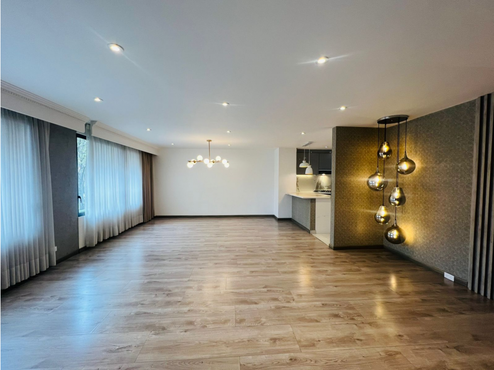 Apartamento Remodelado en Venta - Chico Norte