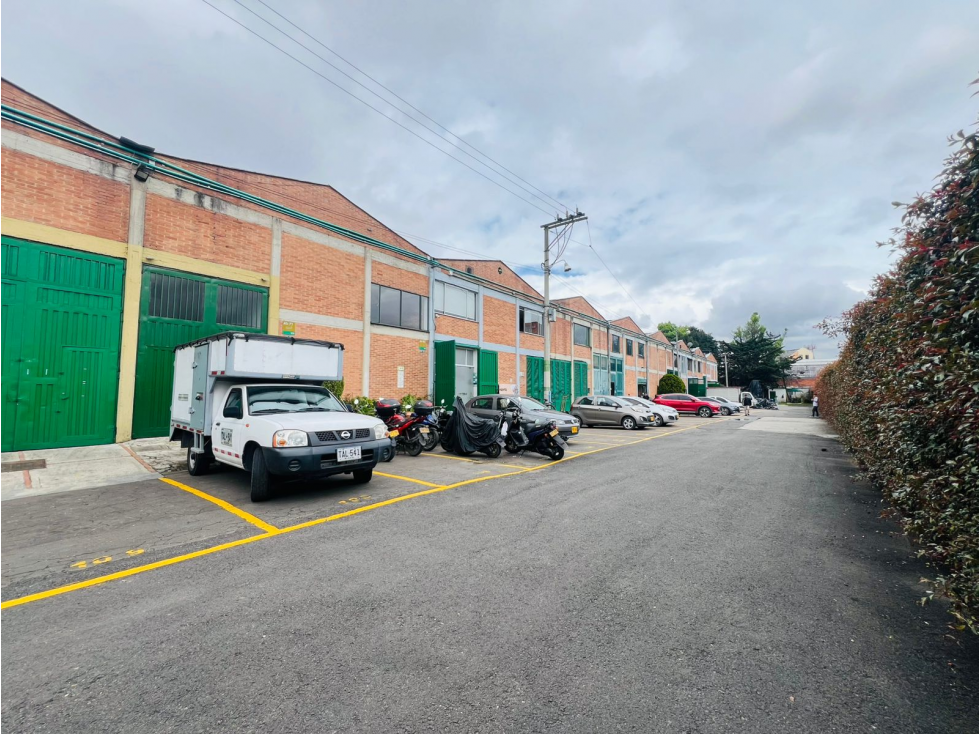 Bodega en Venta - Prado Veraniego - Excelente Oportunidad — foto 3