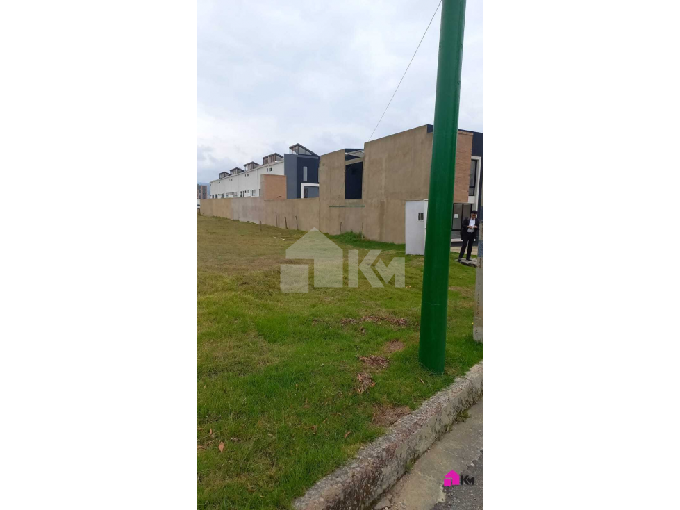 Construye tu proyecto en Tunja Lote en zona de alta valorización - 2