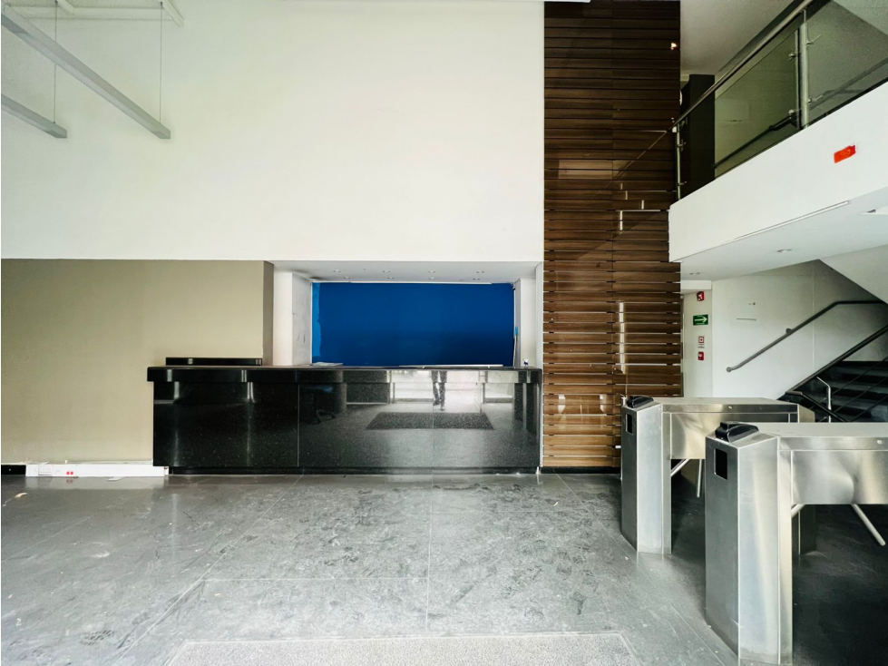 Edificio Corporativo en Arriendo - La Porciúncula — foto 3