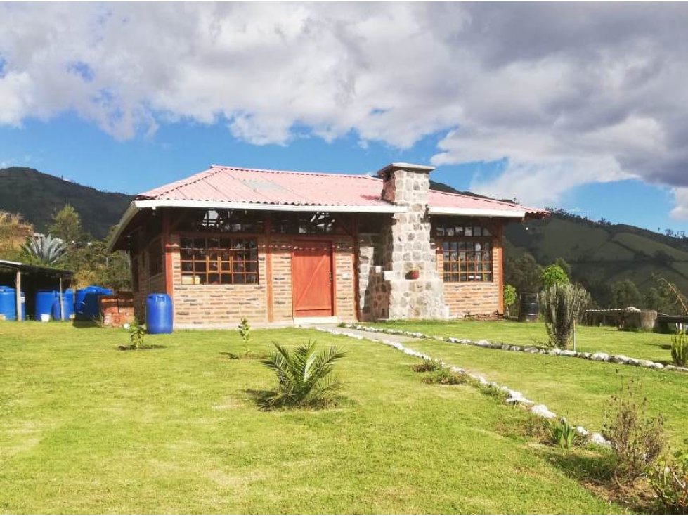 Quinta / Terreno venta Yaruqui con hermosa vista 1 hectárea - 2