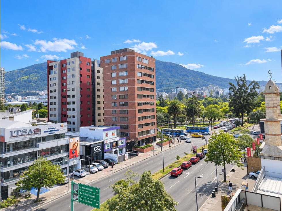 Arriendo oficina esquinera con vista, Parque La Carolina Quito — foto 3