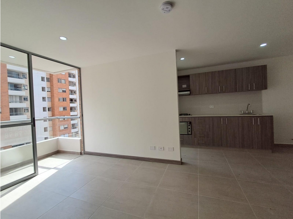 Apartamento en venta en conjunto cerrado en Itagüi — foto 3