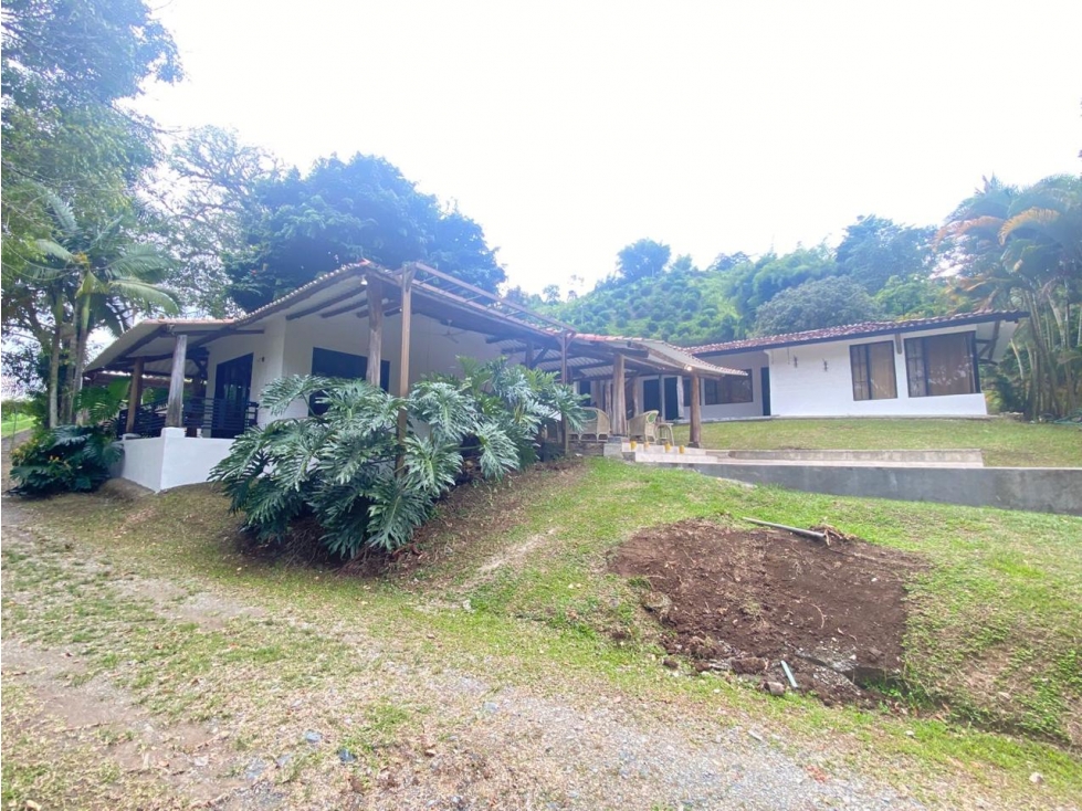 Se alquila casa campestre en sector el Agrado - 2