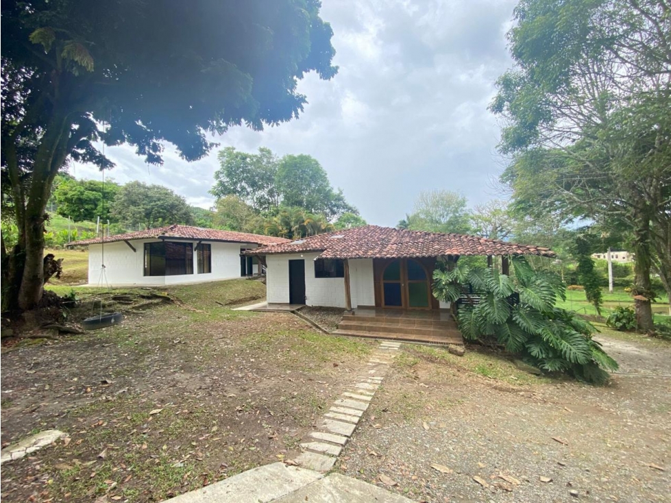 Se alquila casa campestre en sector el Agrado - 3