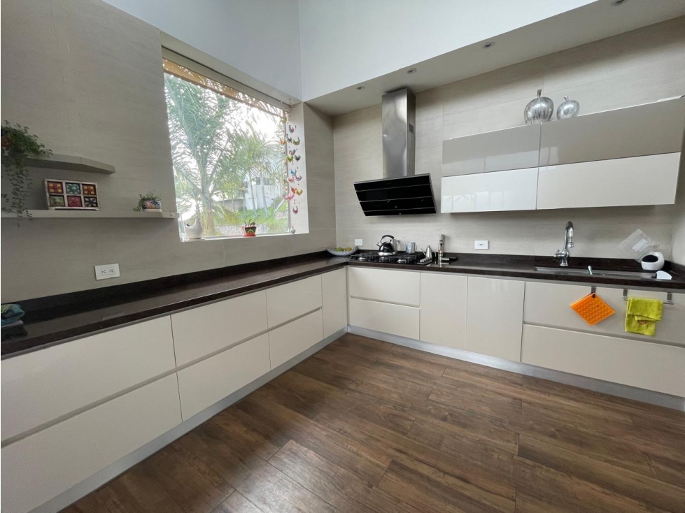 Venta casa en el sector del trebol