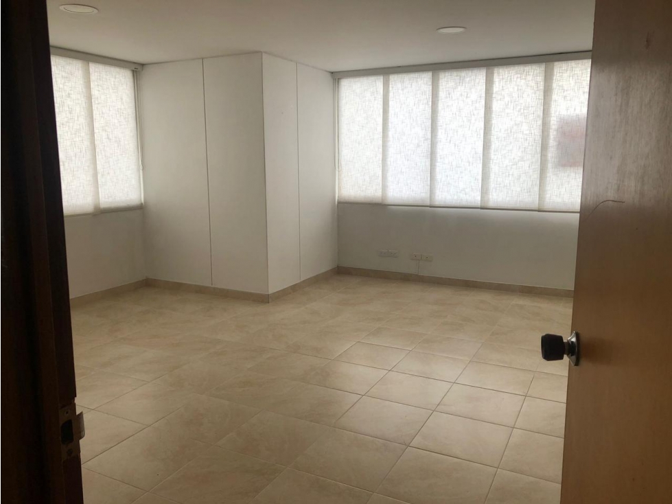 Arriendo oficina en el centro de la cuidad — foto 6