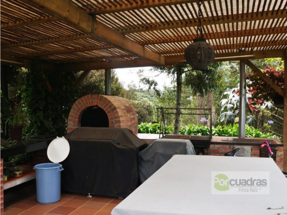 Venta/Arriendo casa campestre en El Escobero con dos casas — foto 3