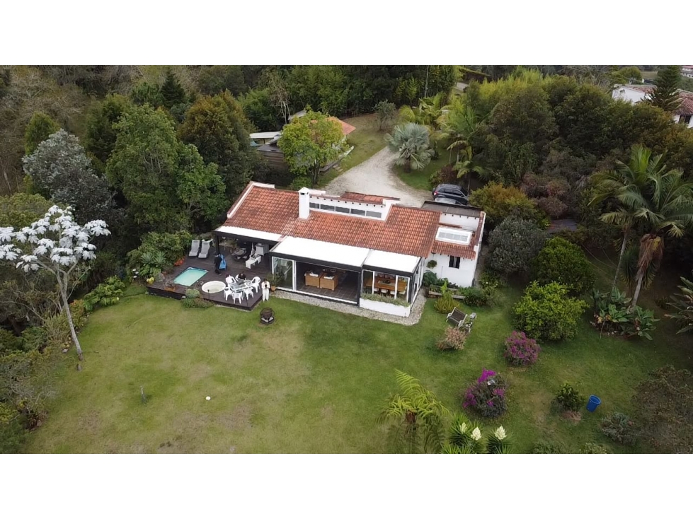 Arriendo casa campestre en Guarne con piscina y jacuzzi — foto 3