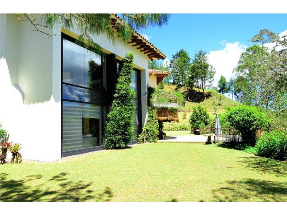 Casa campestre en venta o arriendo El Retiro, Antioquia