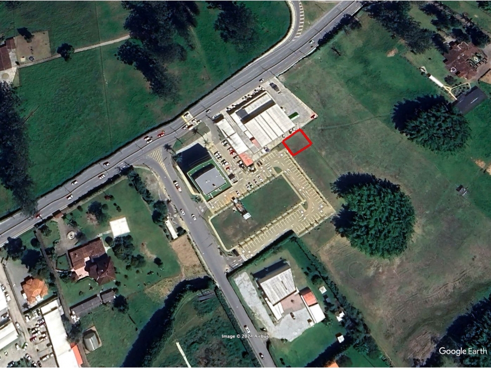 Lote comercial en Milla Grande