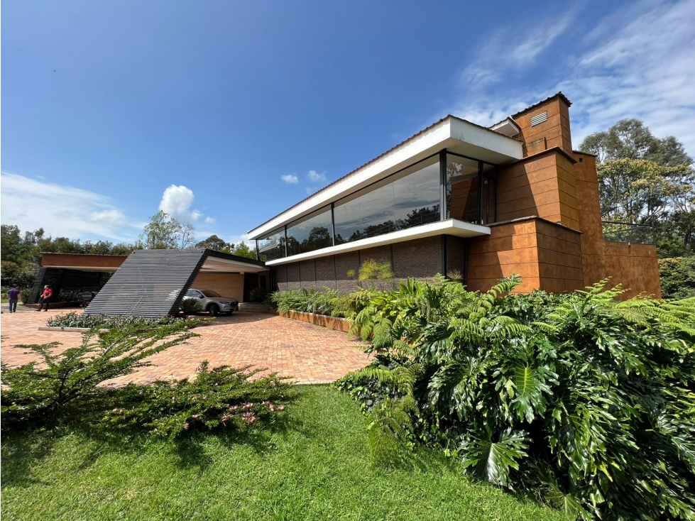 Venta casa campestre de lujo 840 m² en unidad cerrada Rionegro